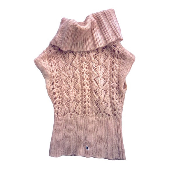 Bebe - Picture 2 of 4